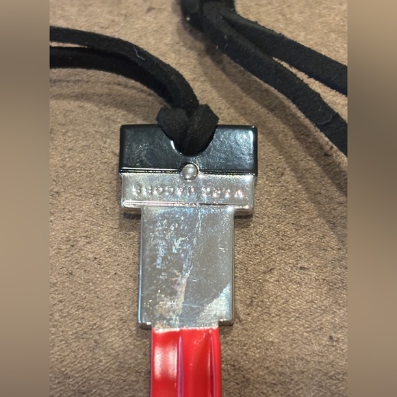 Marc Jacobs Red Key Pendant Necklace - Picture 5 of 6